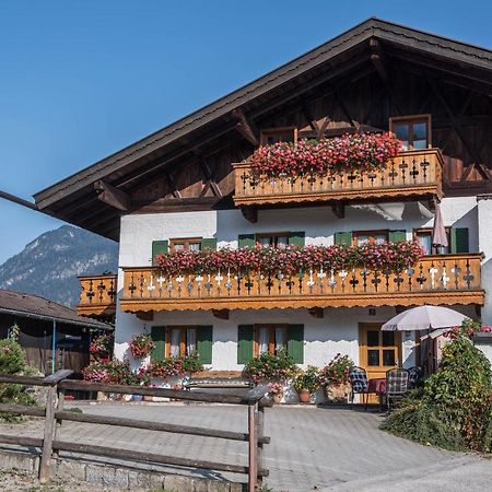 Ferienwohnung Zugspitze Грайнау Экстерьер фото
